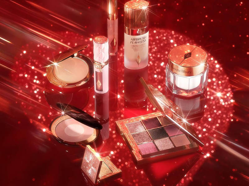 Win this stunning Charlotte Tilbury Beauty Treasure Chest Advent Calendar or £150 cash