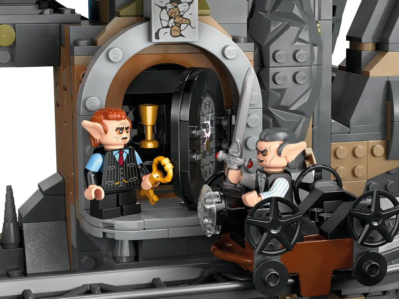 Low odds LEGO® Gringotts™ Wizarding Bank – Harry Potter Collectors' Edition or £320 in tax free cash