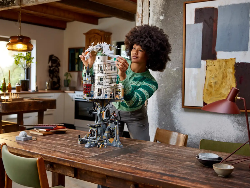 Low odds LEGO® Gringotts™ Wizarding Bank – Harry Potter Collectors' Edition or £320 in tax free cash